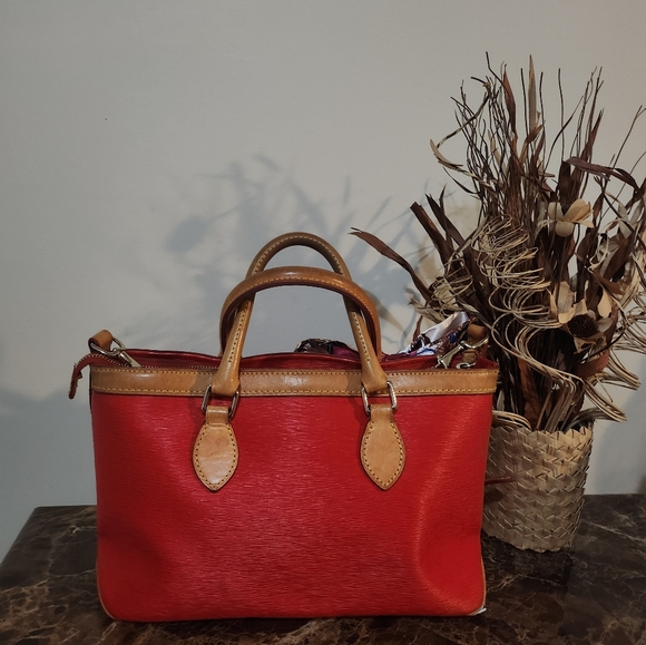 Dooney & Bourke Red and Tan Satchel with Scarf GUC - Picture 15 of 15